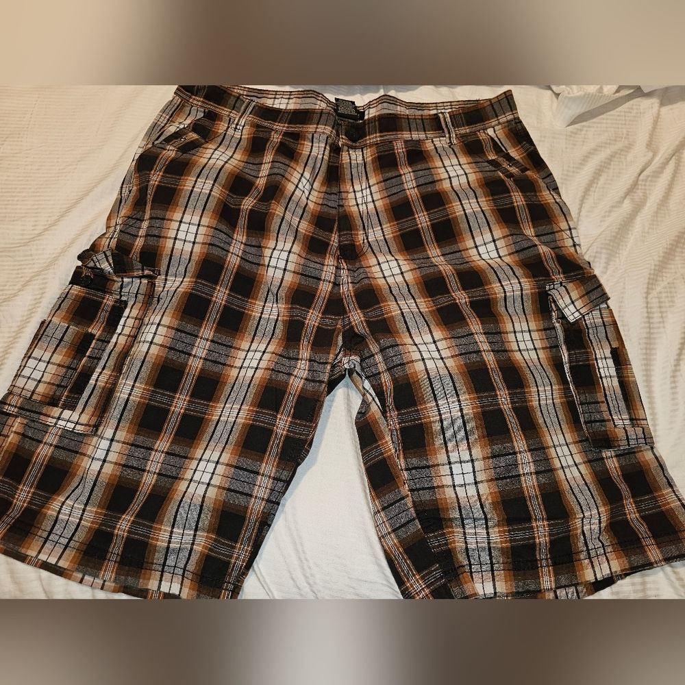 Mens 40 cargo browns Gioberti